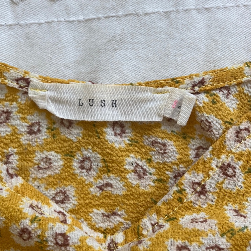 Top - Picture 3 of 4